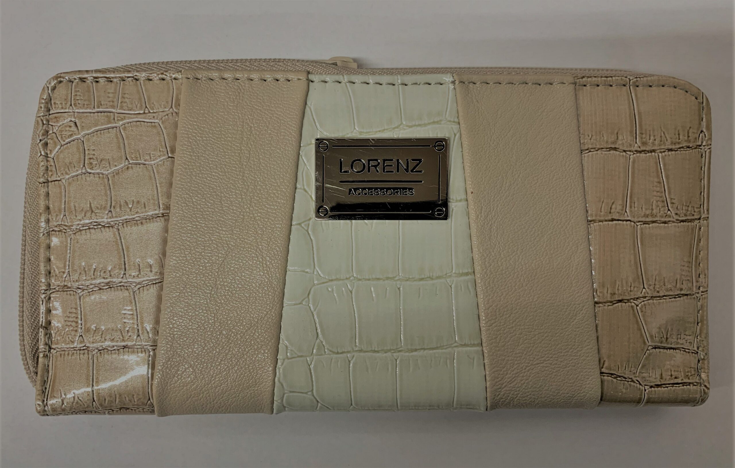 7578 BEIGE AND CREAM THREE TONE LORENZ CROC ZIP ROUND PURSE
