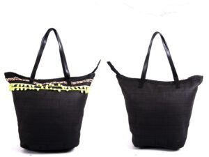 BB982 BLACK SUMMER BAG WTH TASSEL BALLS