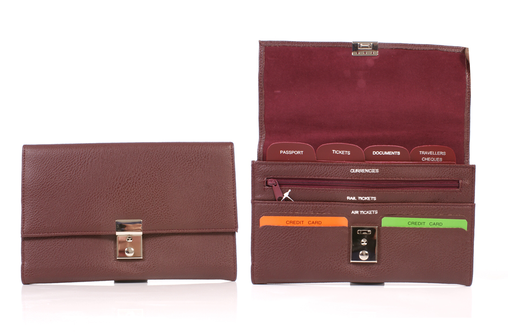 7324 BURGANDY PASSPORT ORGANISER